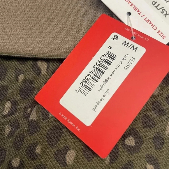 Spanx Look At Me Now Seamless Womens Leopard Olive Leggings Size Medium M - Picture 8 of 12